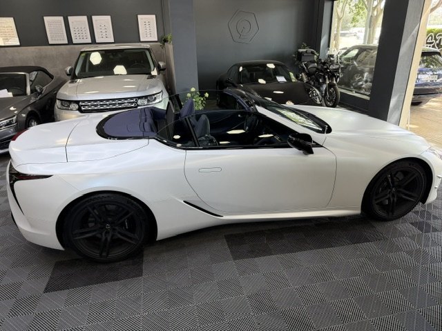 White Lexus LC 500 Convertible
